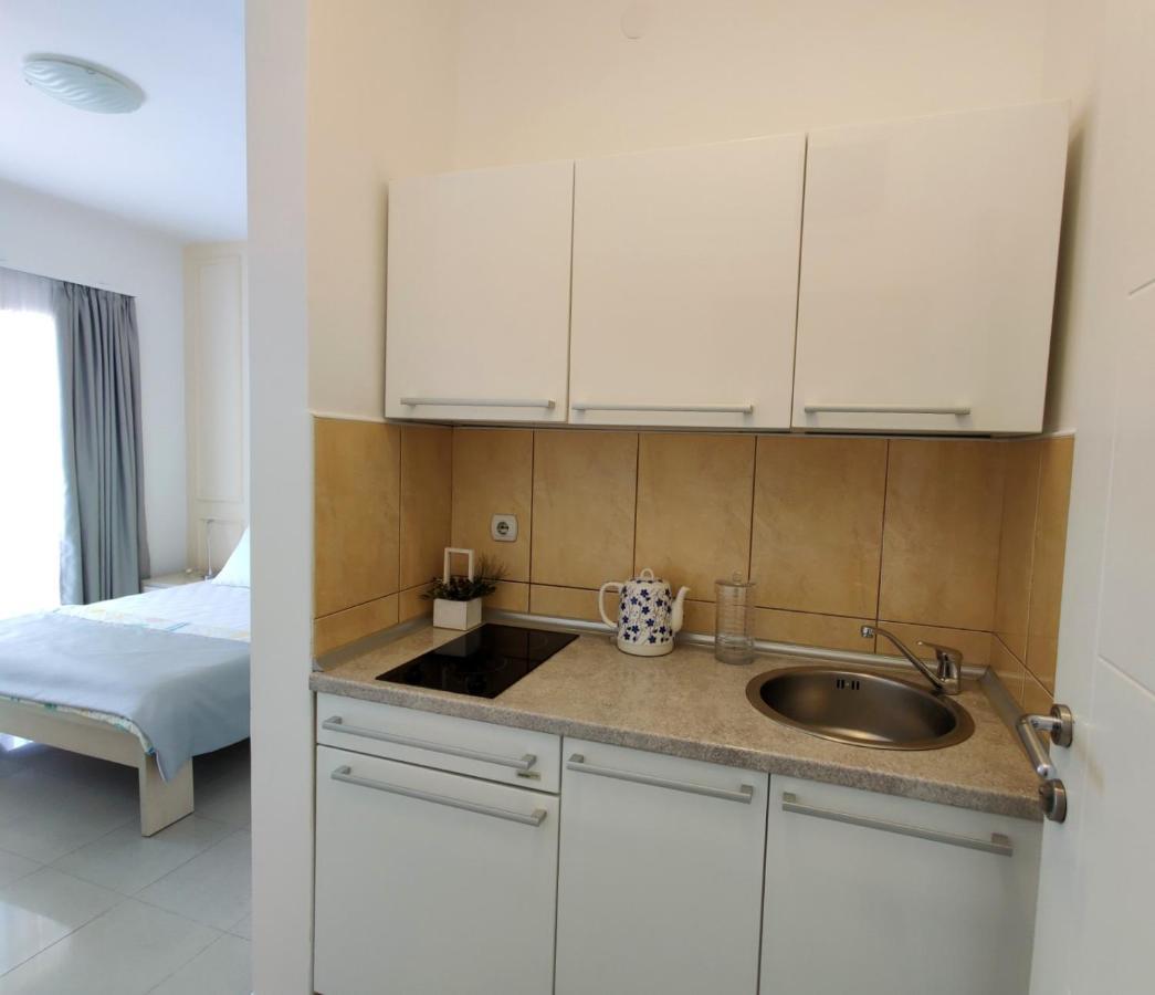 Montesun Residence Herceg Novi Buitenkant foto