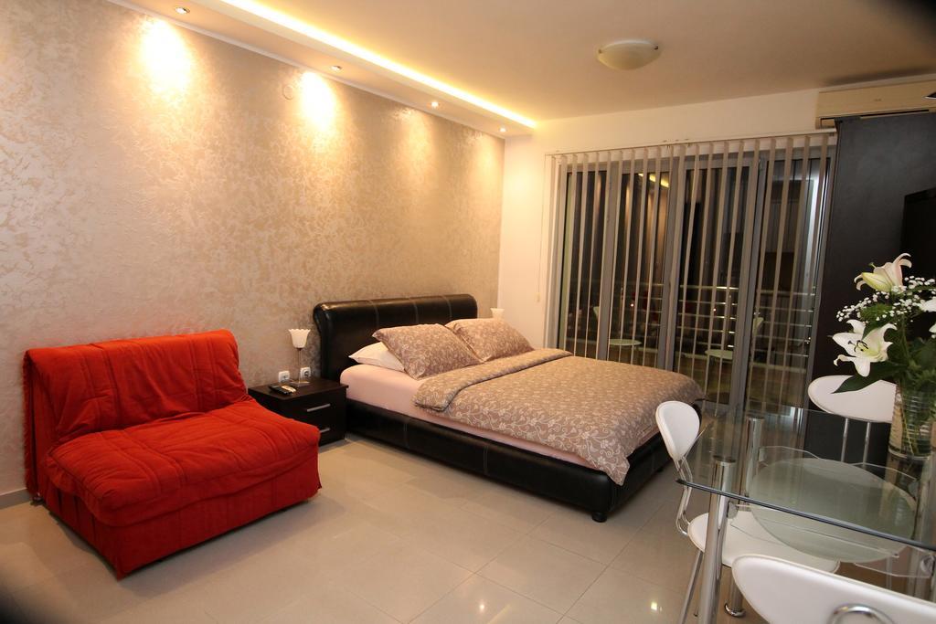 Montesun Residence Herceg Novi Buitenkant foto
