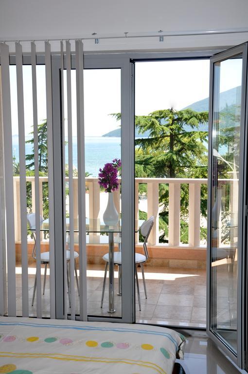 Montesun Residence Herceg Novi Buitenkant foto